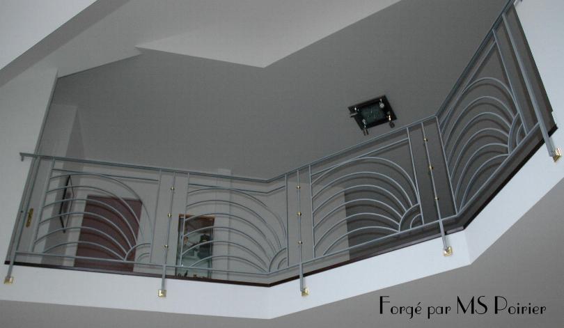 Ferronnerie moderne pour une ballustrade design